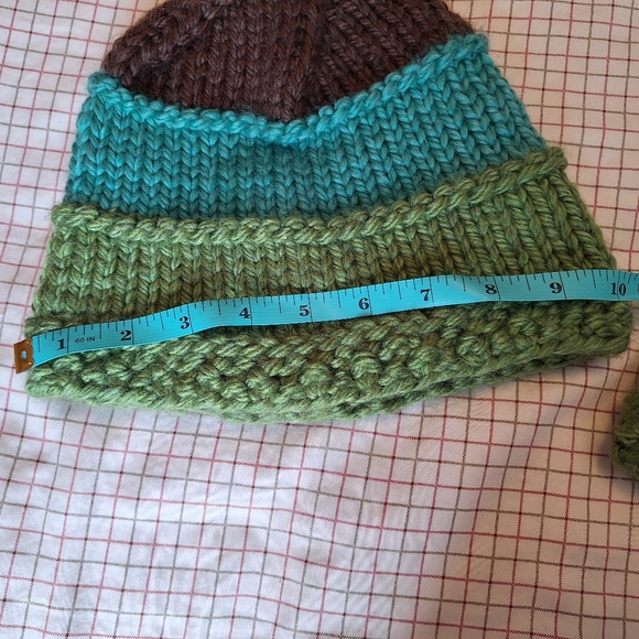 Beanies - Picture 2 of 3